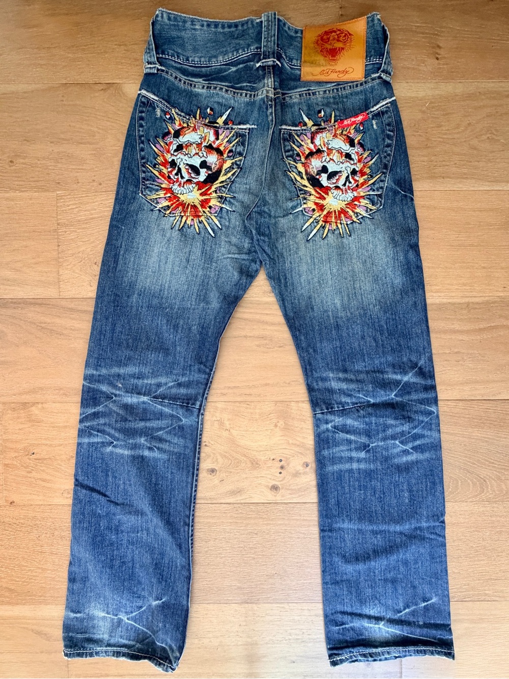 VTG Ed Hardy Embroidered Flaming Skull Jeans 31x34 Y2K Denim Grail McBling EUC